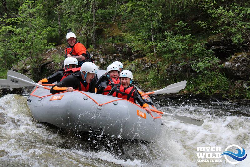 big smiles for rafting